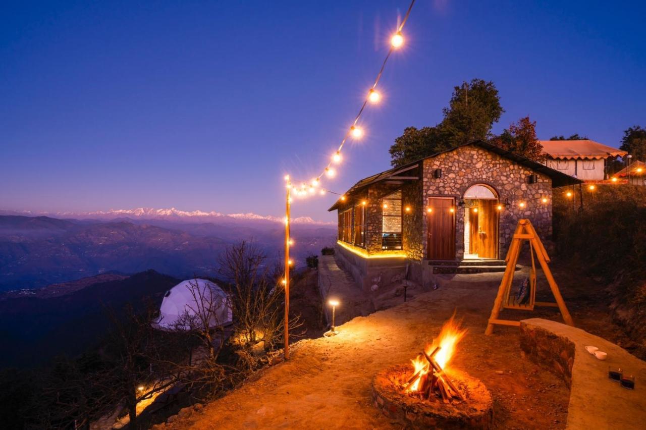 Keekoo Kanatal, Wealthinwhite Hotel Buitenkant foto