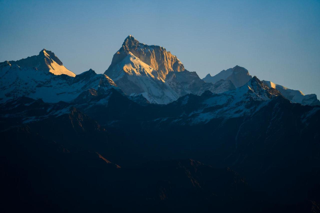 Keekoo Kanatal, Wealthinwhite Hotel Buitenkant foto